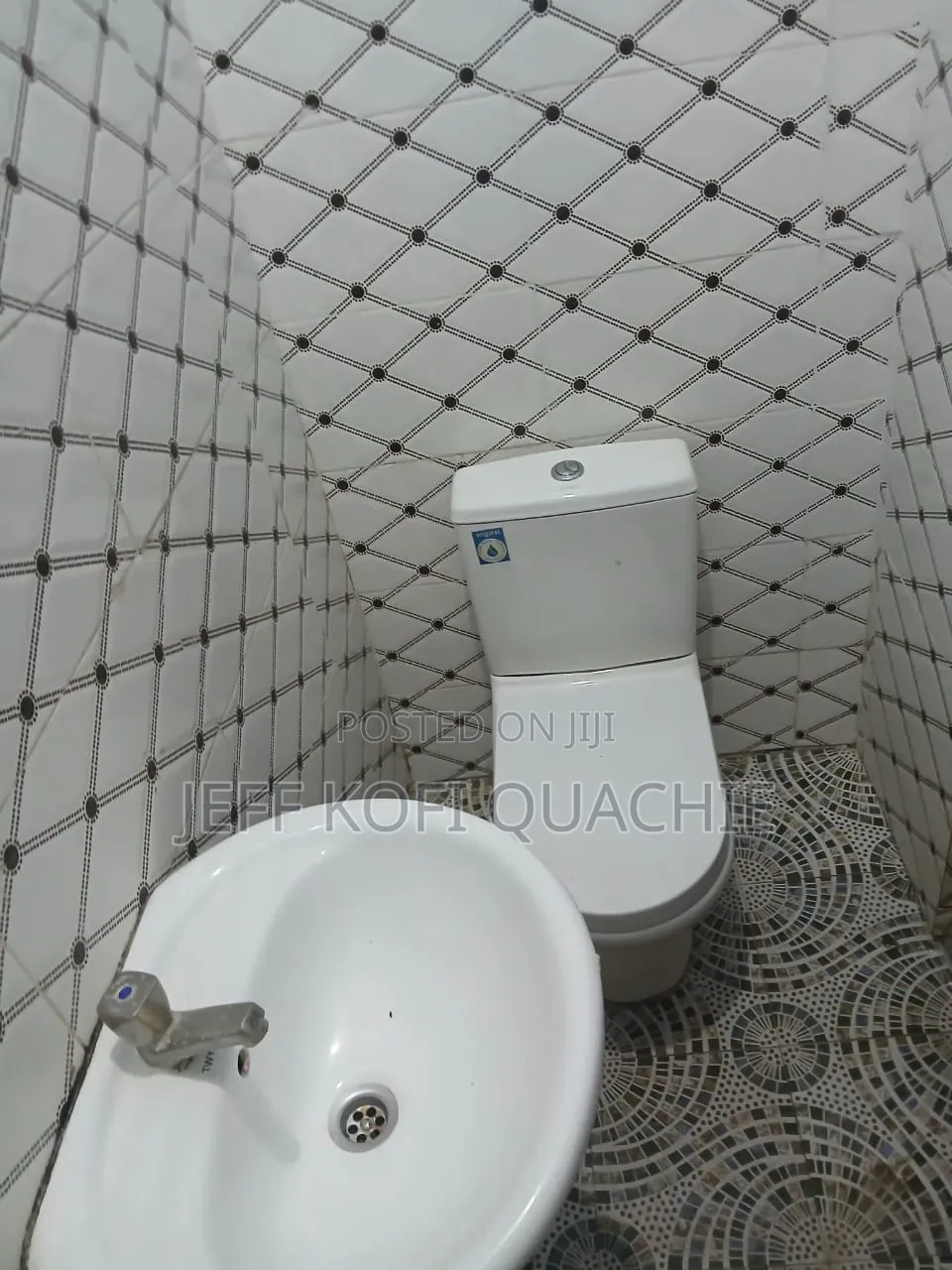 1bdrm Apartment in Quachie Estate, Mosque Area for rent