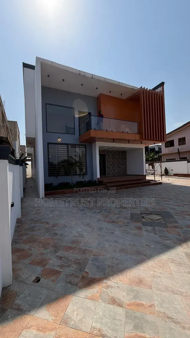 4bdrm Duplex in Hometrust Properties, Achimota for sale