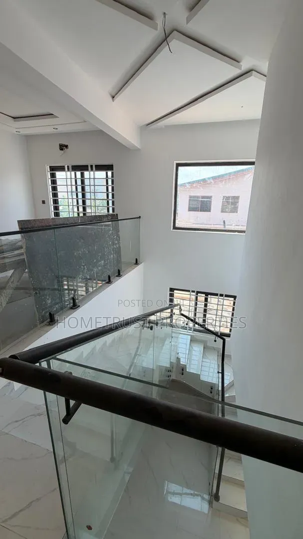 4bdrm Duplex in Hometrust Properties, Achimota for sale