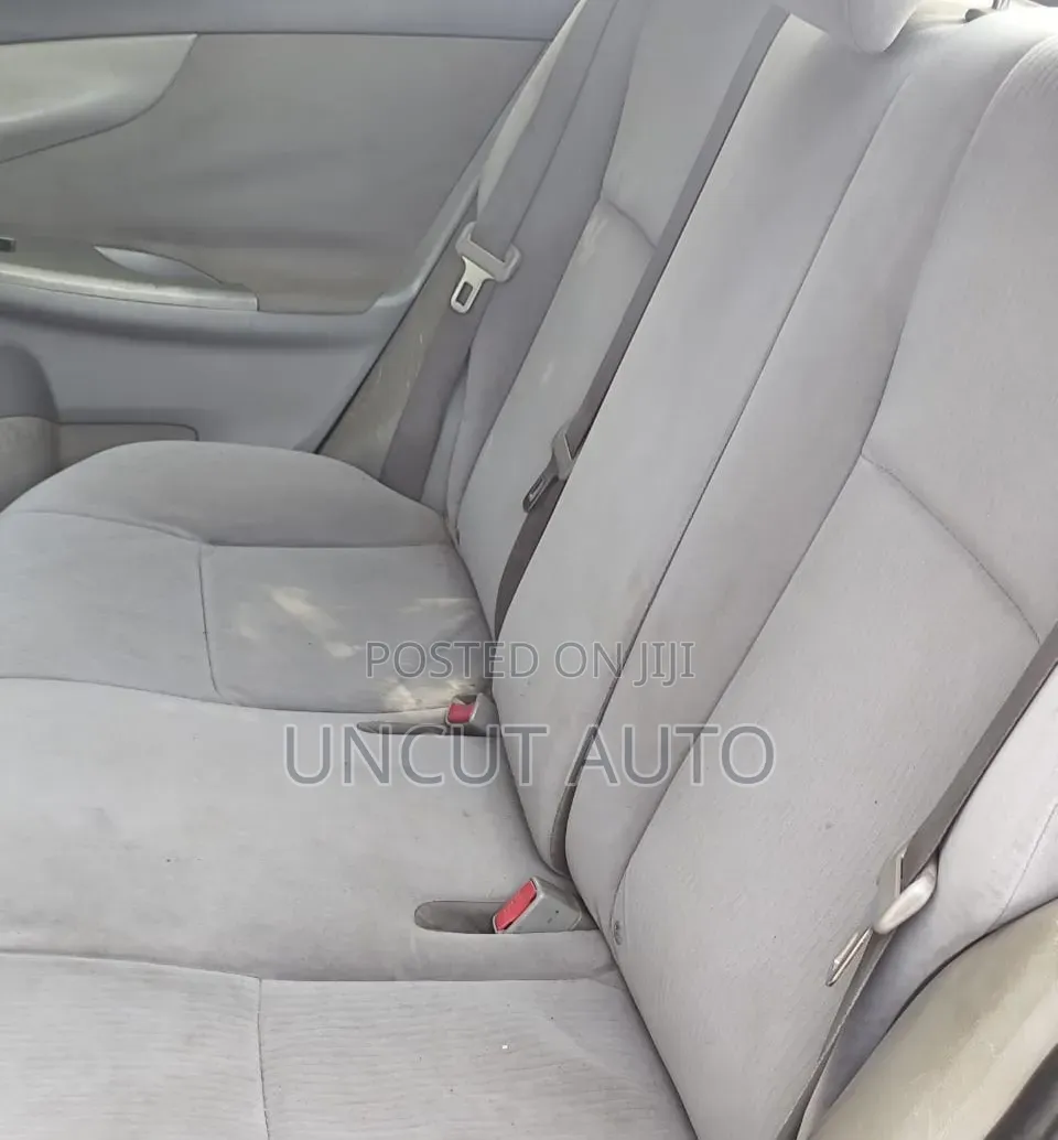Toyota Corolla 2010 Red