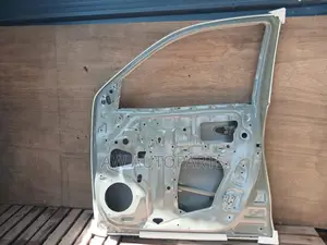 Toyota Hilux 2016 Doors