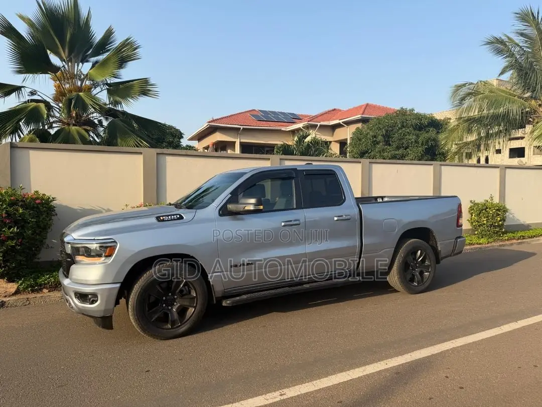 Dodge RAM 2022 Gray