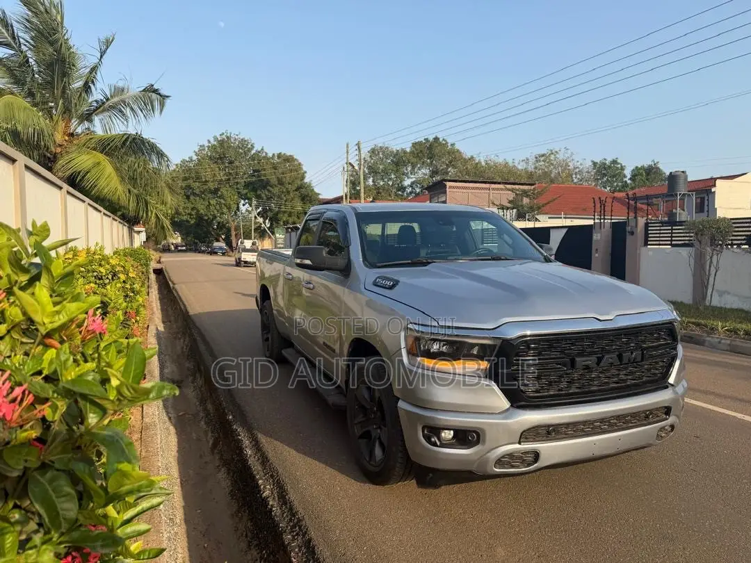 Dodge RAM 2022 Gray