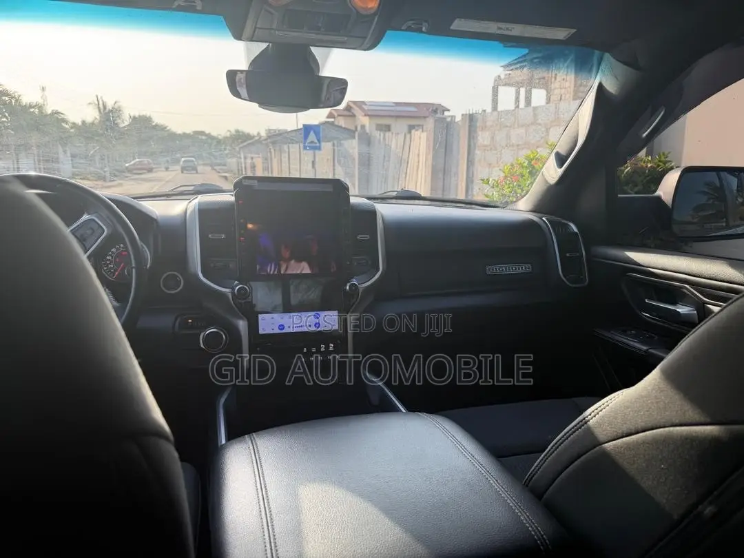 Dodge RAM 2022 Gray