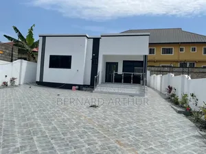 3bdrm House in Bernard Agency, Nsawam Adoagyiri Municipal for sale