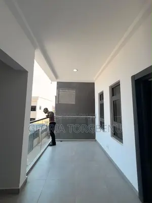 2bdrm Apartment in Adjiriganor for rent