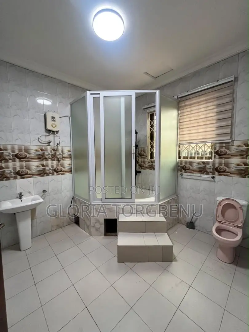 2bdrm Apartment in East Legon for rent