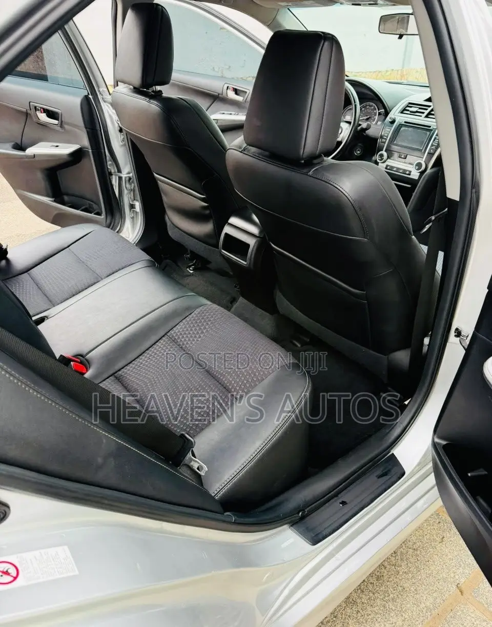 Toyota Camry 2014 Silver