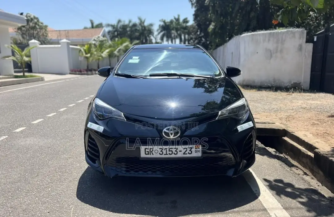 Toyota Corolla 2016 Black