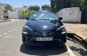 Toyota Corolla 2016 Black