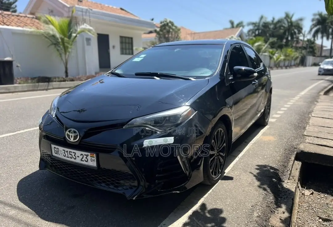 Toyota Corolla 2016 Black