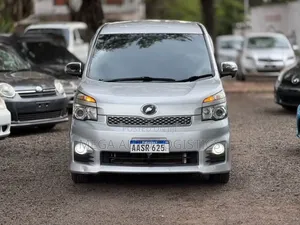 Toyota Voxy V 2WD 8-Seater 2012 Silver