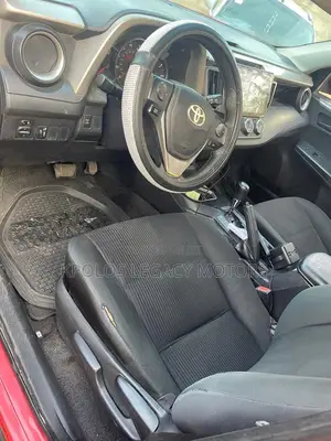 Toyota RAV4 LE AWD (2.5L 4cyl 6A) 2016 Red
