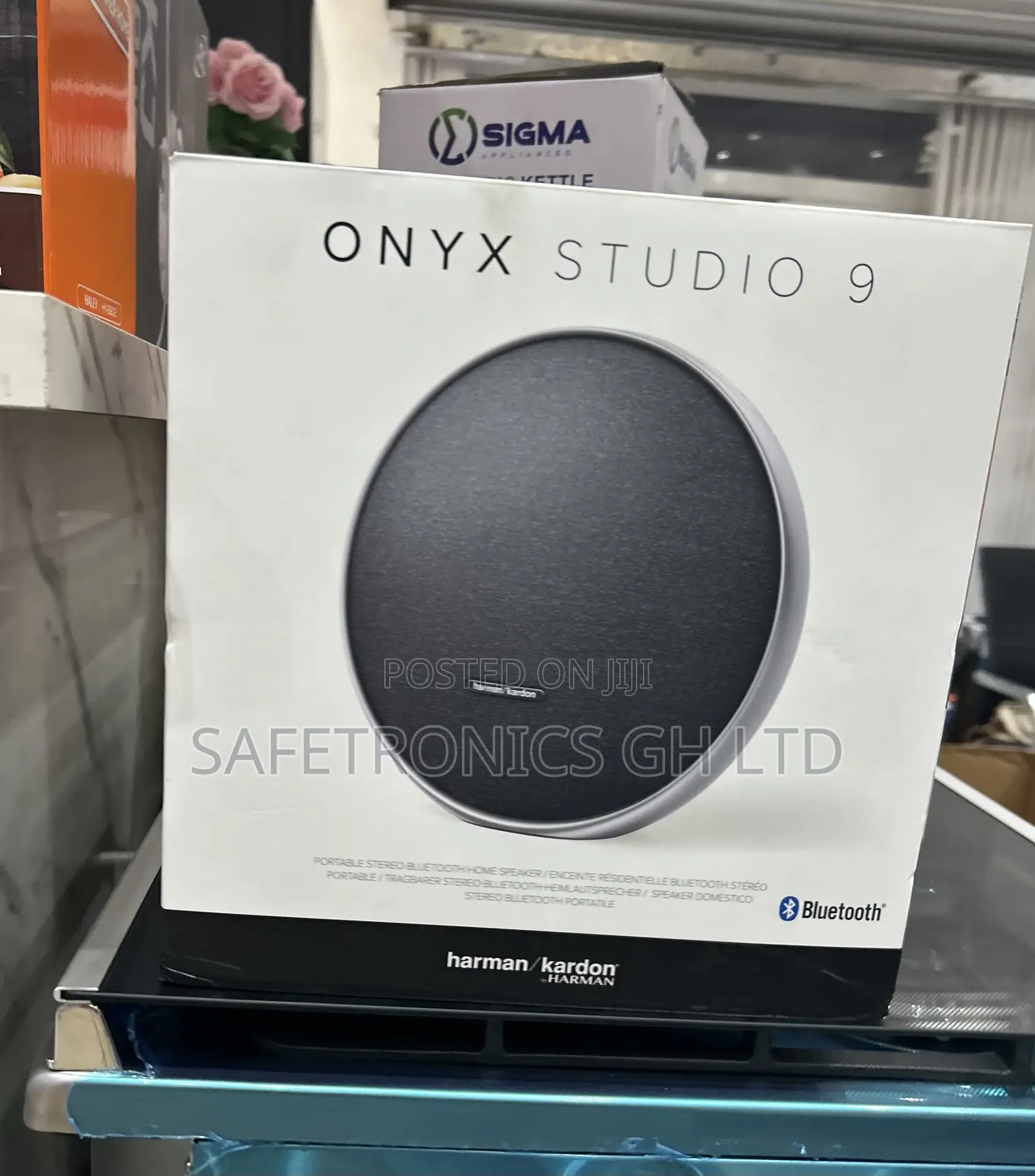 Durable Onyx Studio Harman Kardon Bass-King Speaker