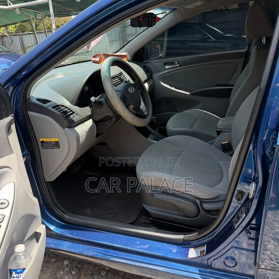 Hyundai Accent GLS 2013 Blue