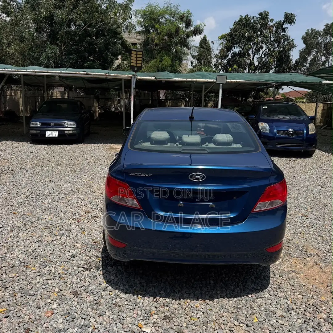 Hyundai Accent GLS 2013 Blue