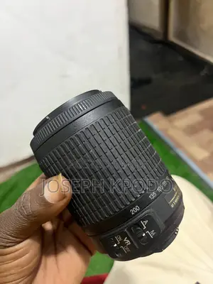 Nikon Af-S Dx Nikkor 55–200mm F/4–5.6g Ed