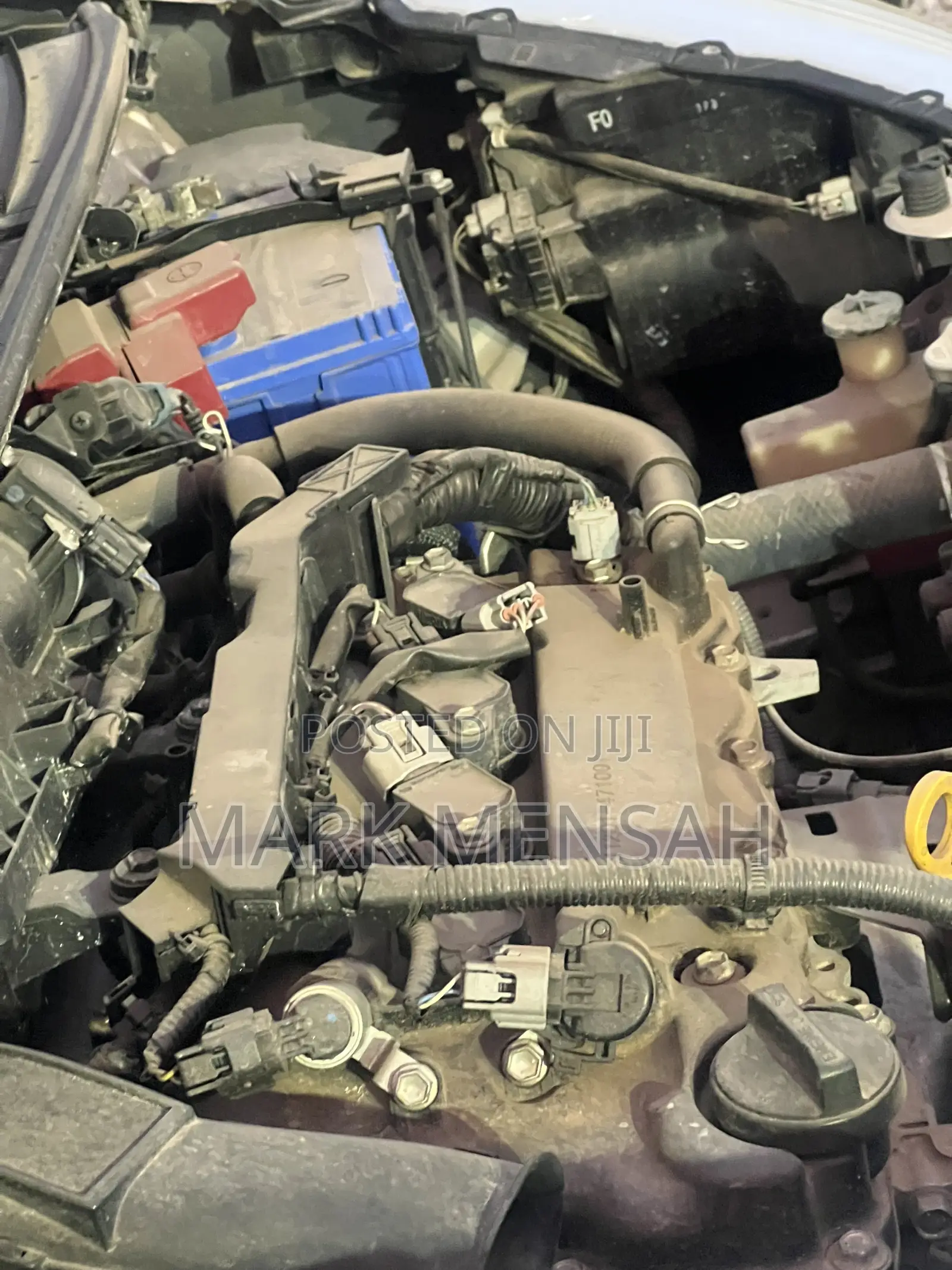 Toyota Vitz 2012 Silver