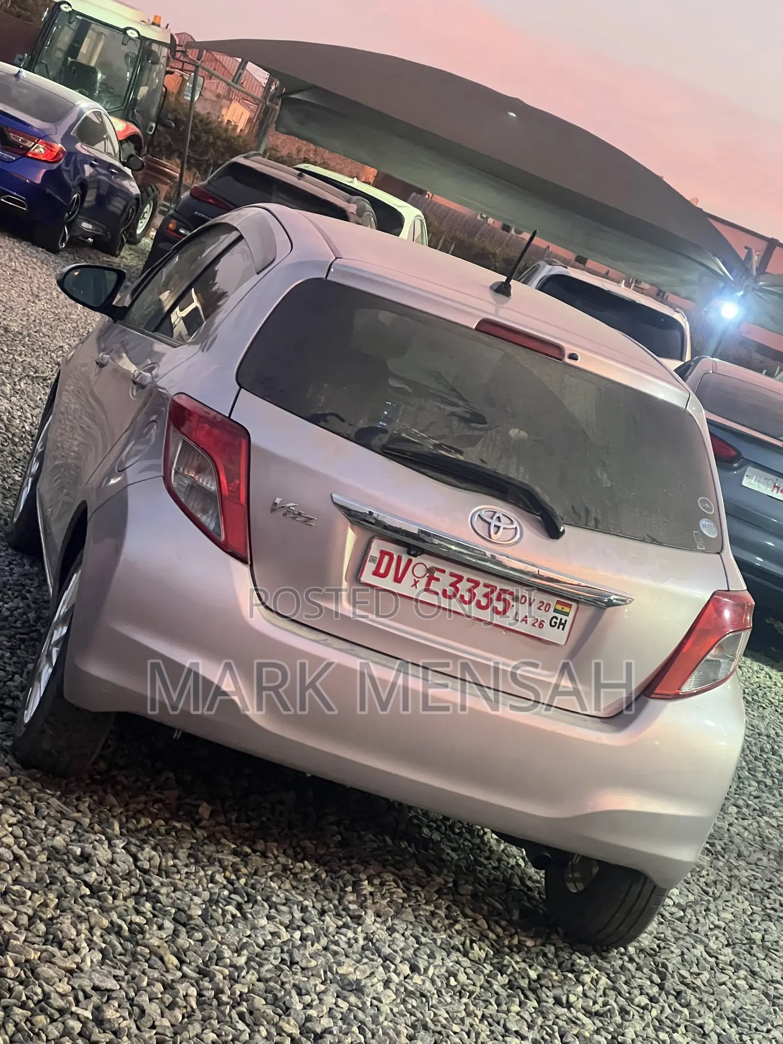 Toyota Vitz 2012 Silver
