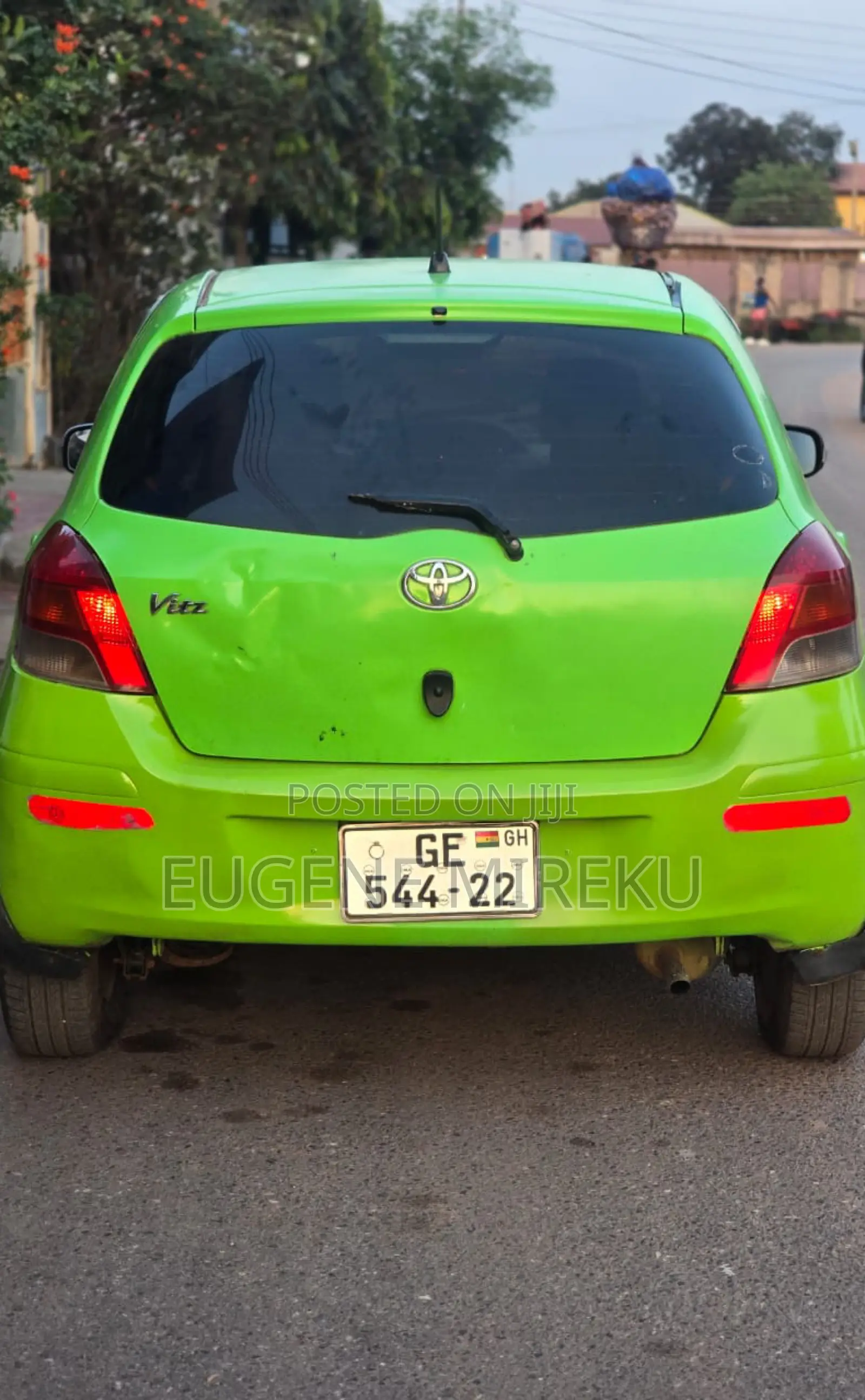 Toyota Vitz 2010 Green