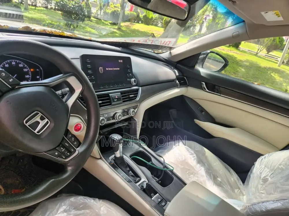 Honda Accord Sport (1.5L 4cyl Turbo CVT) 2019 White