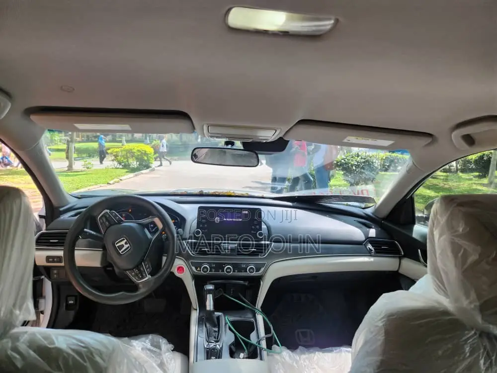 Honda Accord Sport (1.5L 4cyl Turbo CVT) 2019 White