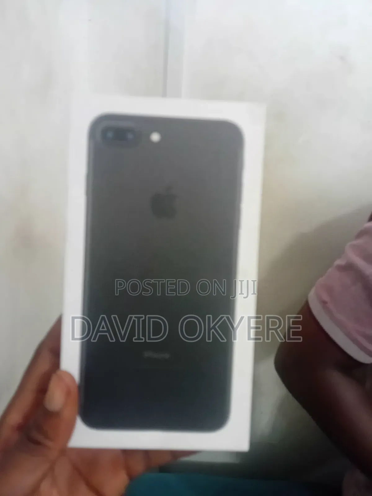New Apple iPhone 7 Plus 128 GB Black