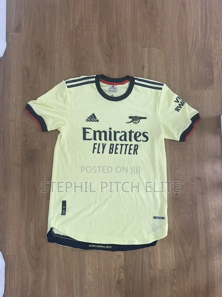 Arsenal 2021/22 Away Jersey