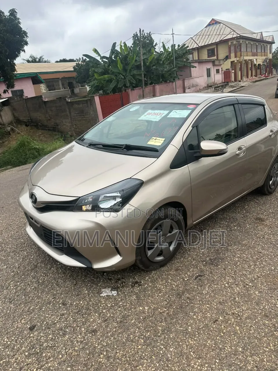 Toyota Vitz 2016
