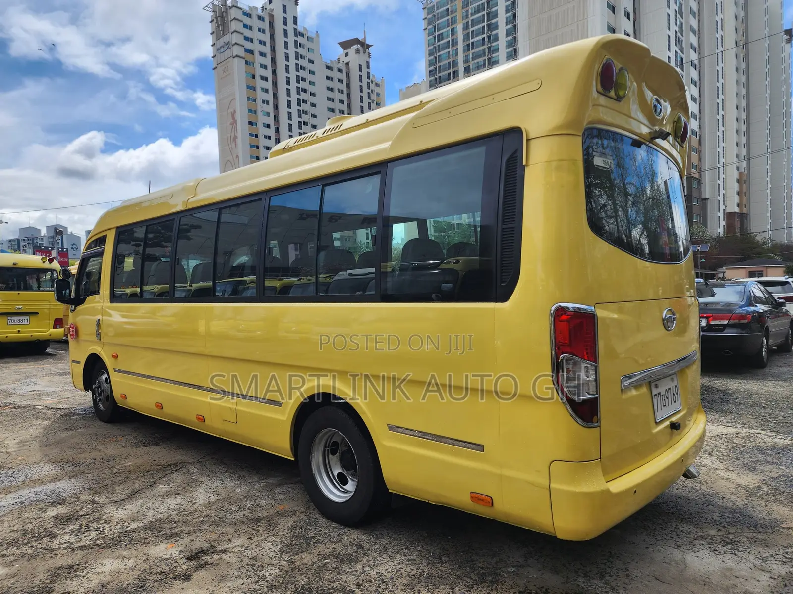 Daewoo Lestar 2015 Yellow