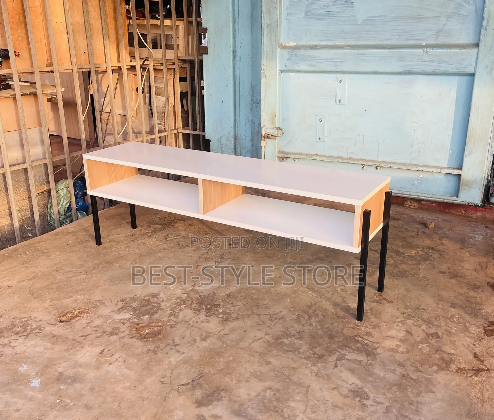 TV Stand B003b