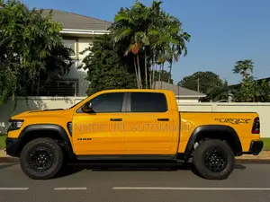 RAM ProMaster 2023 Yellow