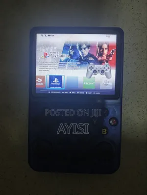 Handheld Game Console