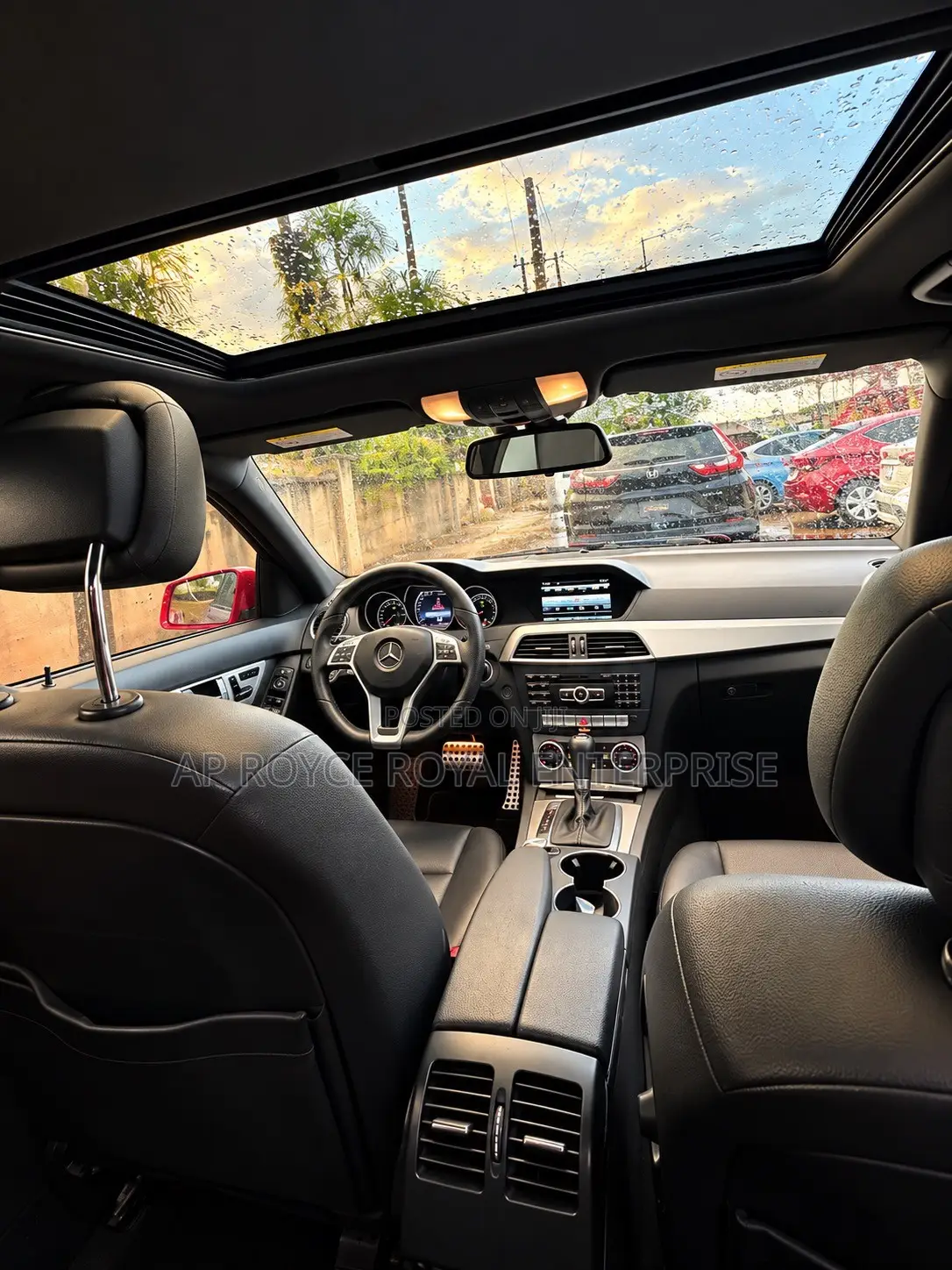 Mercedes-Benz C250 2013 Red