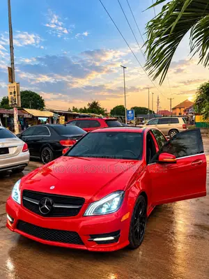 Mercedes-Benz C250 2013 Red