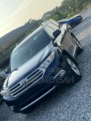 Toyota Highlander 2012 Blue
