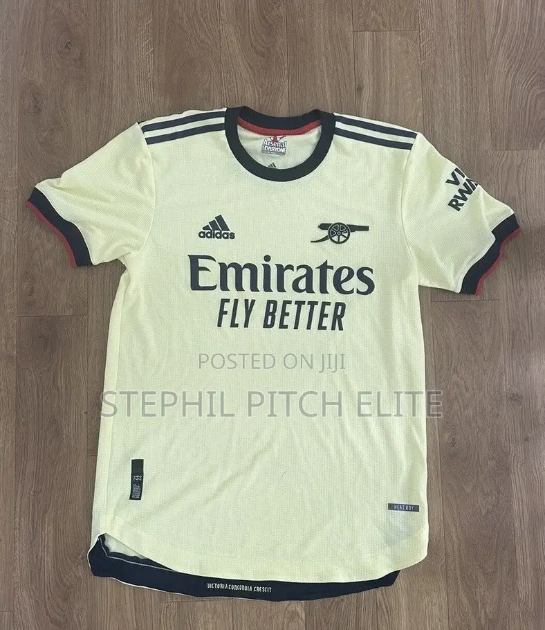 Arsenal 2021/22 Away Jersey