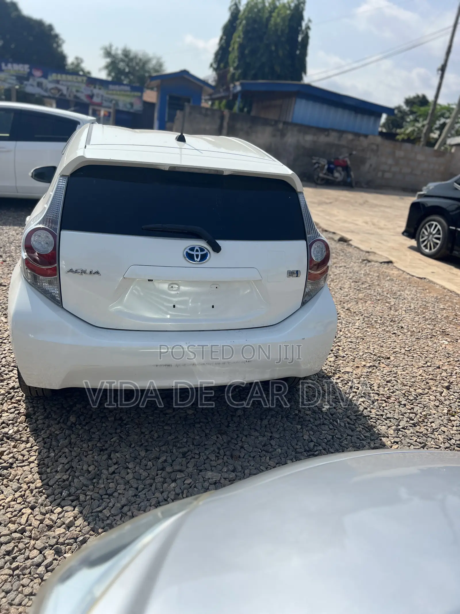 Toyota Aqua 2013 White