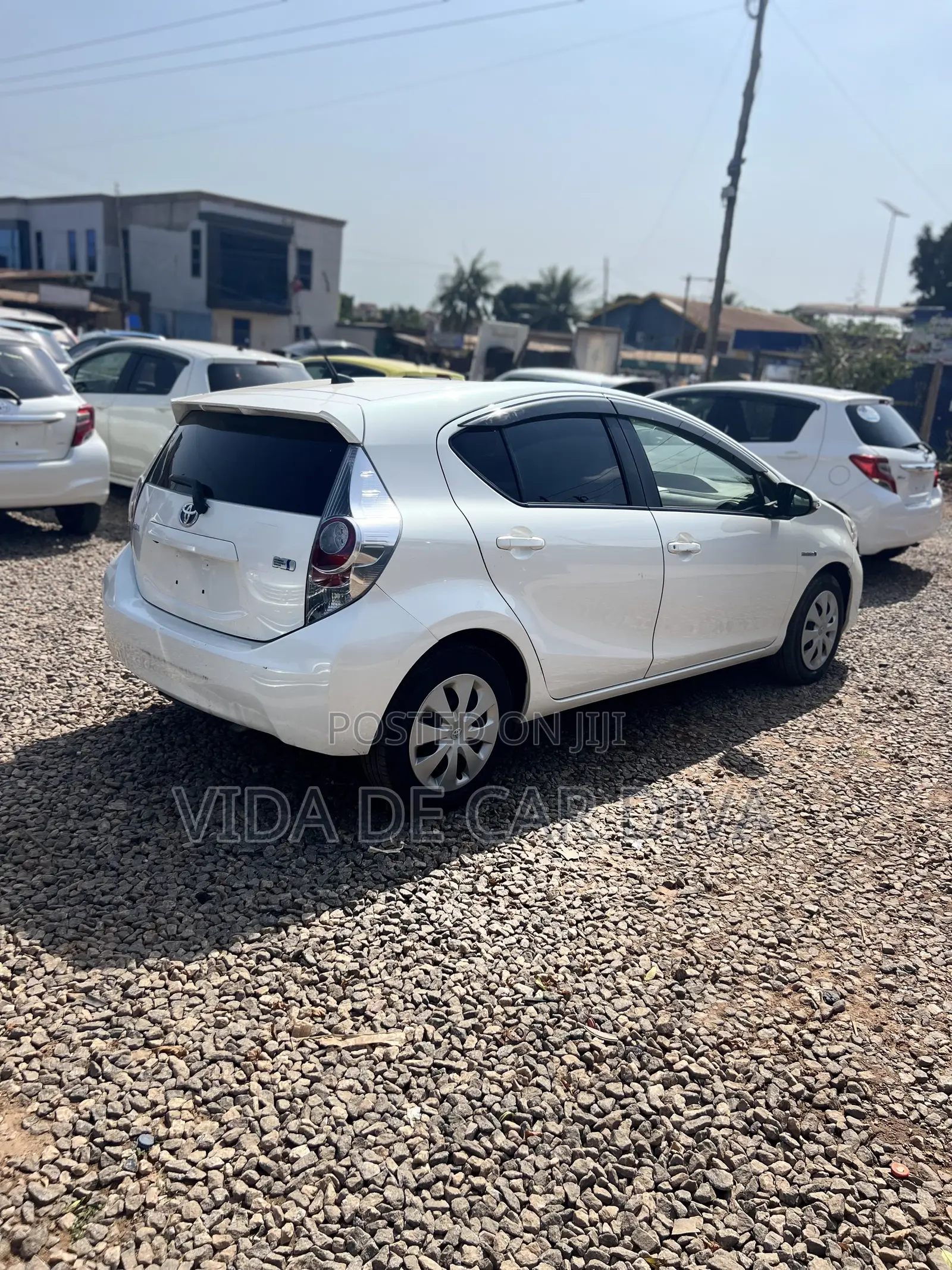 Toyota Aqua 2013 White