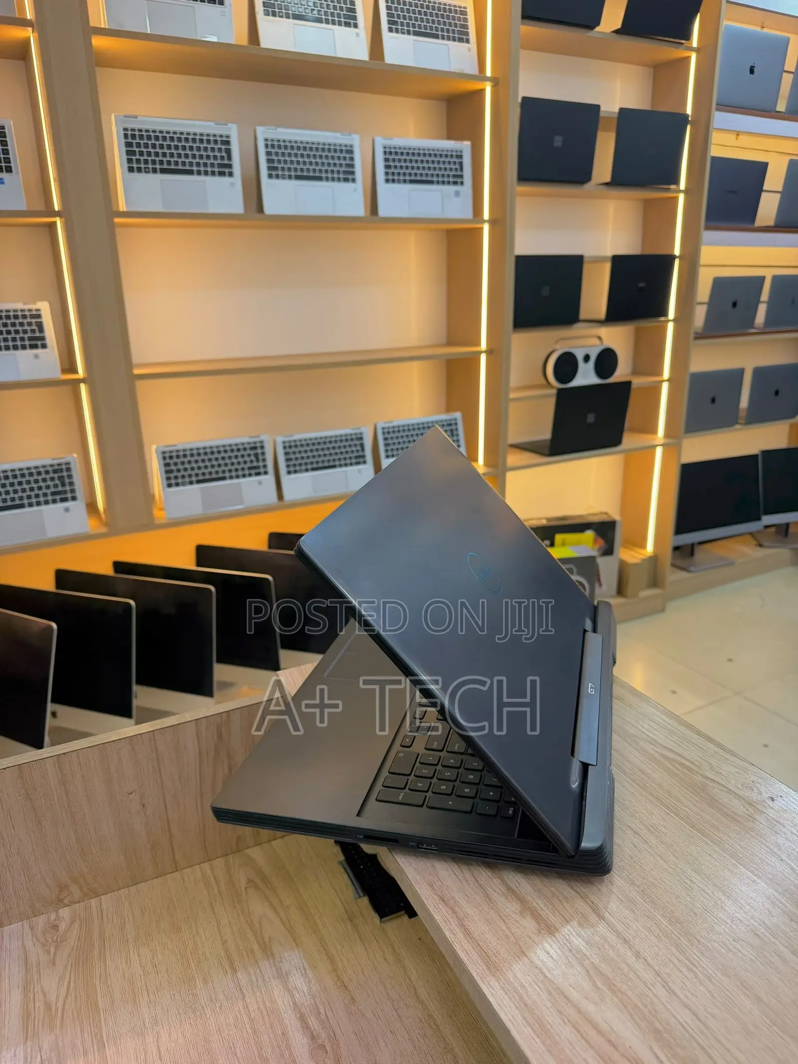 Laptop Dell G7 17 7790 16GB Intel Core i7 HDD+SSD 256GB