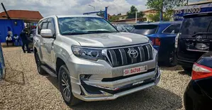 Toyota Land Cruiser Prado 2011 Silver