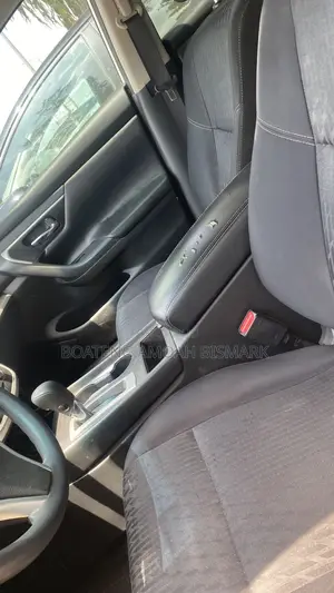 Nissan Altima 2018 White