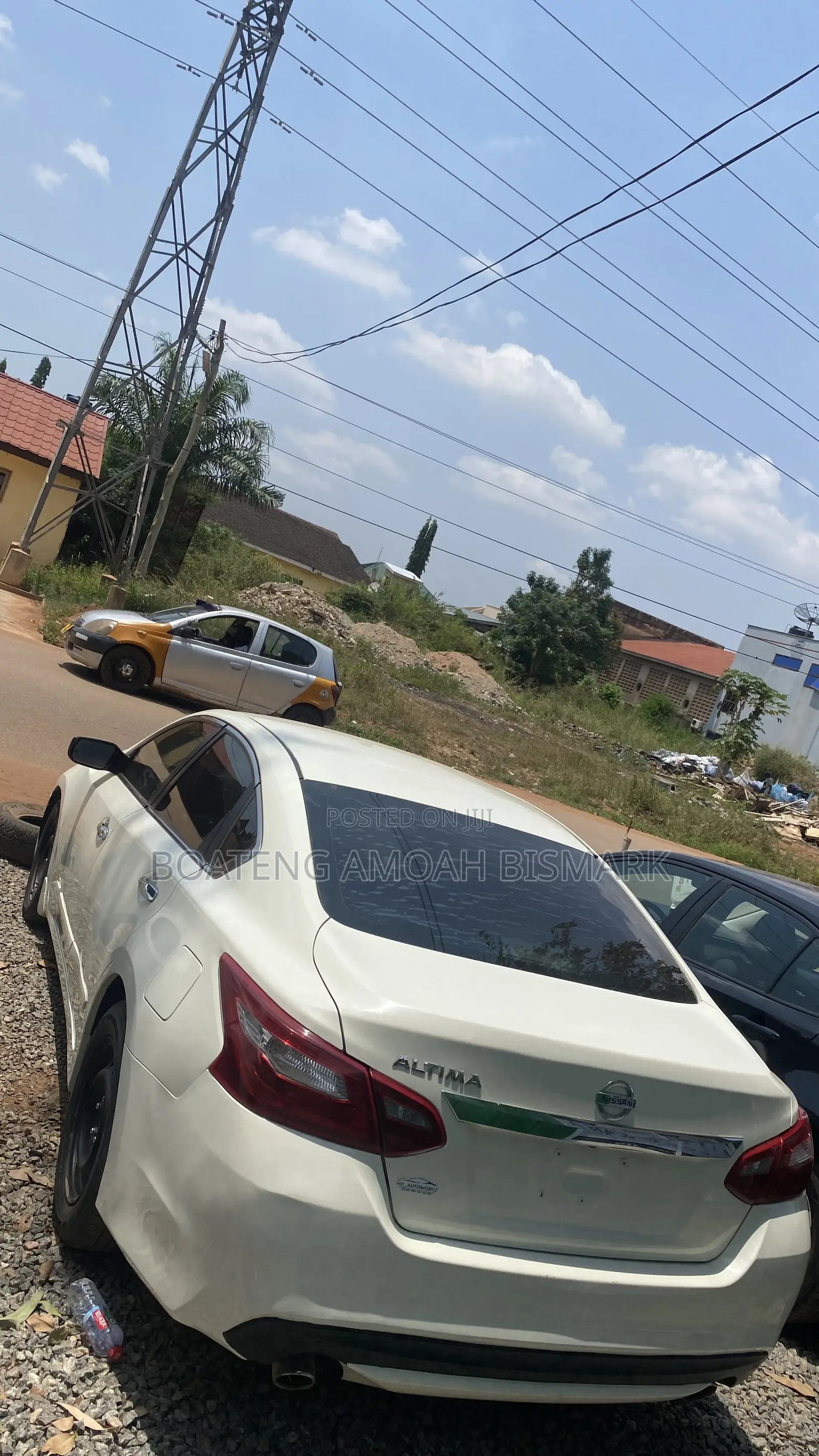 Nissan Altima 2018 White
