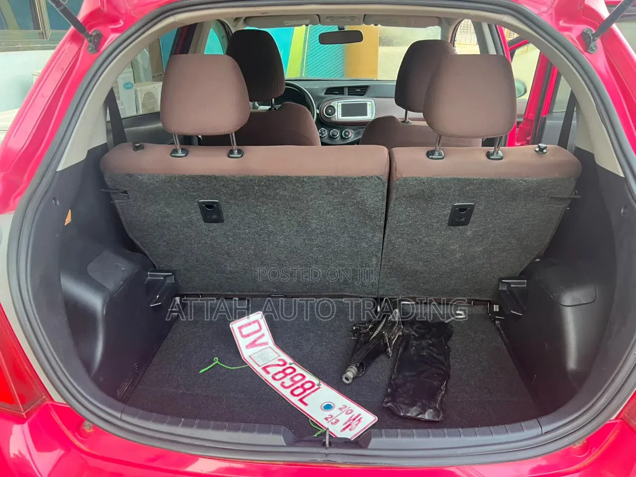 Toyota Vitz 2010 Red