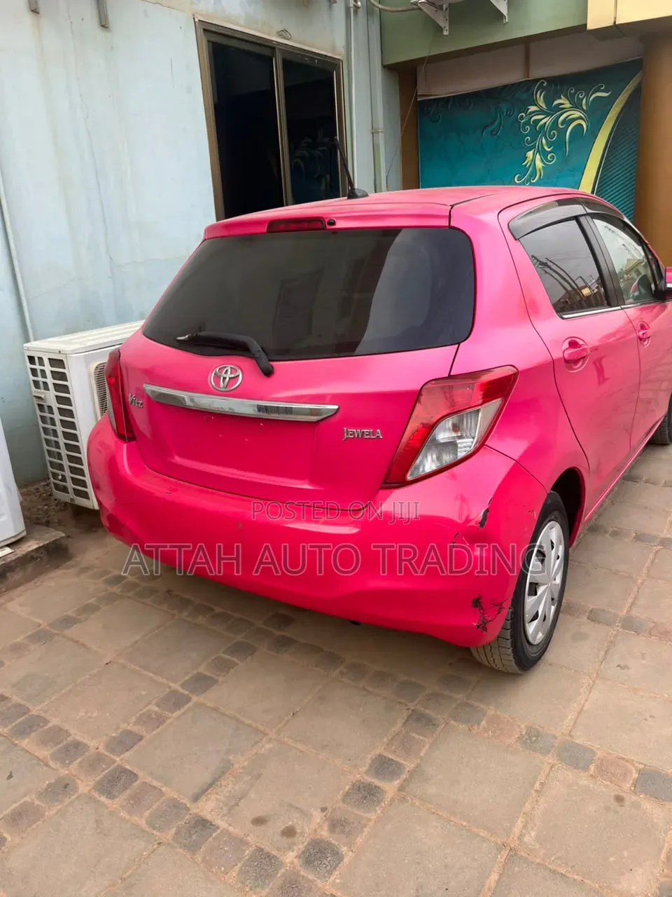 Toyota Vitz 2010 Red