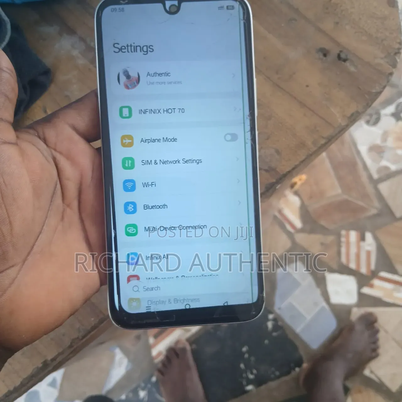 Infinix Hot 70 128 GB White
