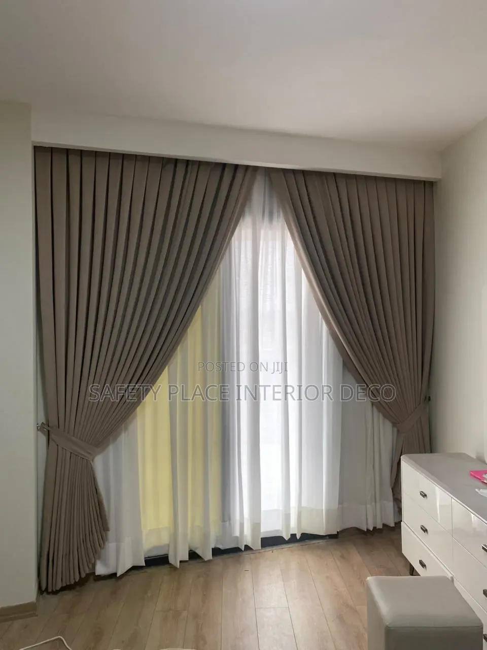 Safety Place Interior Decor Curtains Blind and Accessories