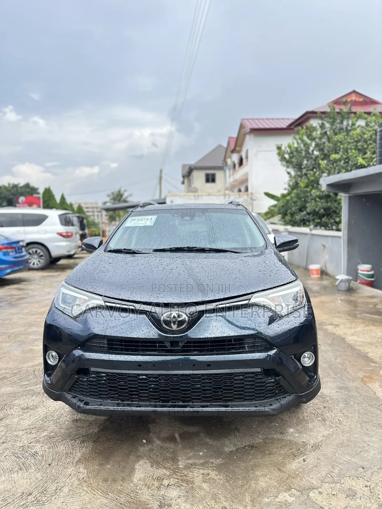 Toyota RAV4 LE AWD (2.5L 4cyl 6A) 2017 Ivory