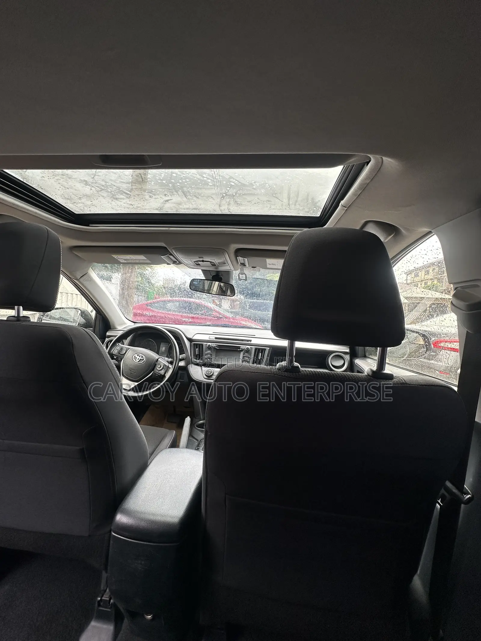 Toyota RAV4 LE AWD (2.5L 4cyl 6A) 2017 Ivory