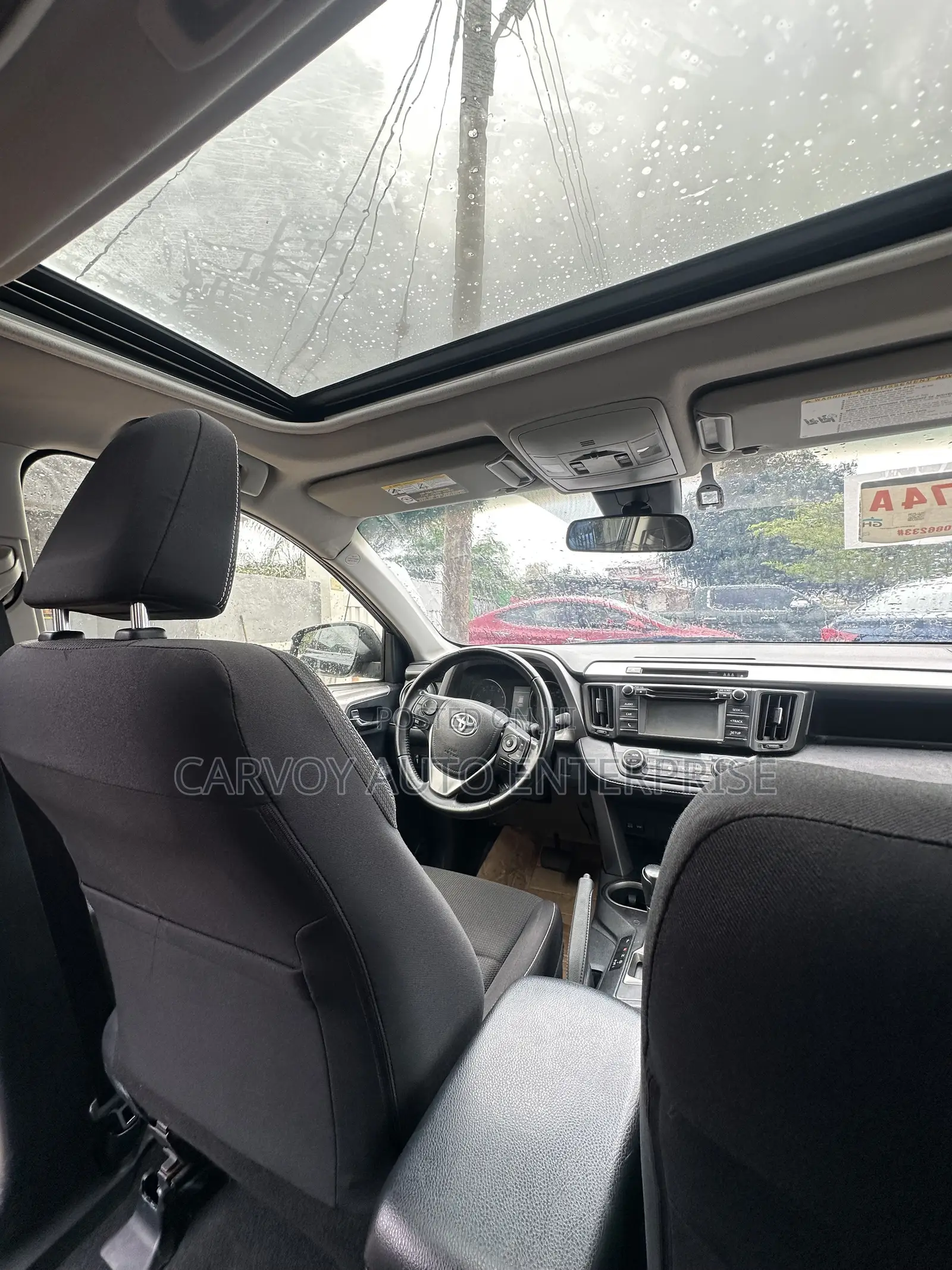 Toyota RAV4 LE AWD (2.5L 4cyl 6A) 2017 Ivory